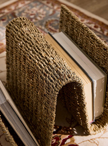 Porte-revues en jonc de mer tressé, support de rangement fait main pour livres, journaux et décoration intérieure, organisateur durable en fibres naturelles - Product Image 3