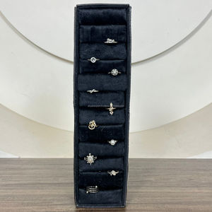 Venta al por mayor, bandeja de exhibición de anillos a cuadros con herramientas manuales para almacenamiento de joyas y escaparate, soporte organizador de múltiples ranuras para anillos y pendientes - Product Image 6