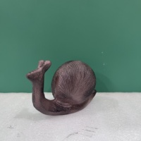Figurine décorative moderne et artistique en métal en forme d'escargot avec effet patiné antique, statue de table pour la maison et le jardin