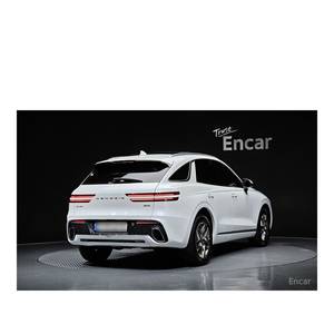 Genesis GV70 2.5T AWD Essence SUV 2024, 16 837 km, Norme d'émission Euro V, Sièges en cuir, Boîte automatique, Caméra de recul, Conduite à gauche - Product Image 2