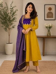 Conjunto de Pantalón y Kurta Anarkali de Viscosa para Mujer con Dupatta a Rayas, Elegante, Festivo, Ropa Étnica para Fiestas - Product Image 1