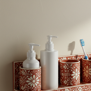 ชั้นวางติดผนังลายดอกไม้ดินเผาแบบช่างฝีมือ พร้อมชุดอุปกรณ์ตกแต่ง 5 ชิ้น สไตล์ฝังกระดูก สำหรับห้องน้ำ ทาสีด้วยมือ - Product Image 3