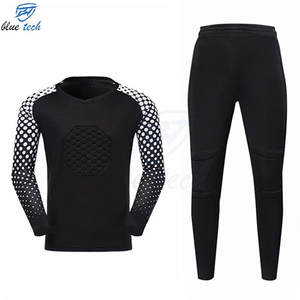 Oferta Especial: Conjunto de Jersey de Portero de Fútbol con Diseño Personalizado, Camiseta de Manga Larga Acolchada y Pantalones con Protección UV - Product Image 4