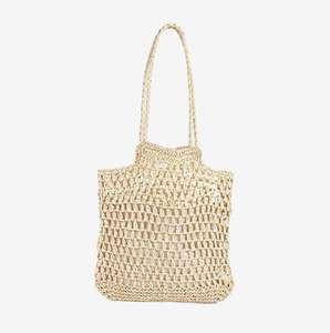 ค้นพบความงดงามของดีไซน์มินิมอลในกระเป๋าไหมพรมสีดำทำมือที่เหมาะอย่างยิ่งสำหรับการเดินทางแบบสบายๆ หรือวันหยุดพักผ่อน - Product Image 5
