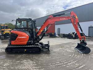 High Quality Used Kubota KX060-5 Mini Excavator 6 Ton Crawler Digger for Sale with low hours - Product Image 6