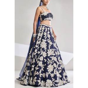 La mayoría de los vestidos de fiesta hermosos de tendencia Lehenga Choli con bordado de hilo para ropa de fiesta - Product Image 1