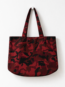 Sac fourre-tout camouflage rouge et noir, grand sac à bandoulière, sac de shopping décontracté pour un usage quotidien - Product Image 1