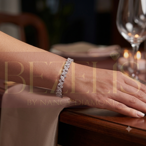 Precioso Brazalete con Diamante Cultivado en Laboratorio de Corte Cojín de 07 Quilates de Peso Total, Hecho a Mano en Oro Blanco de 18K Sostenible, Perfecto para Uso Diario - Product Image 3