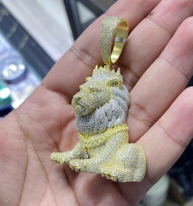 Exclusivo Colgante de Plata de Ley con Diamantes Moissanite VVS para Hombre, Diseño de León Estilo Hip Hop, Personalizado, para Venta al por Mayor - Product Image 6