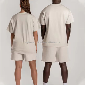 Ensemble T-shirt et short décontracté pour homme en coton de haute qualité, coupe ample, noir uni, vente en gros - Product Image 2