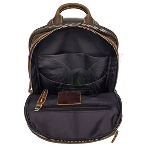 Bolsa de Cintura para Mujer con Cierre de Cuero de Alta Calidad, Diseño Ecológico, Opciones Personalizables para Guardar Objetos Personales - Product Image 5