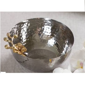 Latest Design Fruit Serving Bowl Unique Style Customize Size Hand Curved Decorative Sweet Snack Serving Metal Bowl - Product Image 5