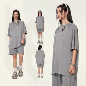Conjunto Deportivo Unisex de Manga Corta, Transpirable y Ecológico de 250 Gsm, Camiseta y Pantalones Cortos de Verano para Parejas, 2 Bolsillos, Talla Grande - Product Image 1