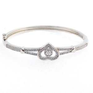 Bracelet jonc en or rose plaqué avec zircone cubique, petit jonc minimaliste élégant pour mariage - Product Image 1