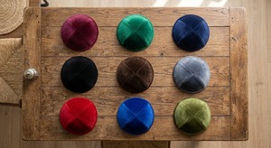 Kipá de Terciopelo, Gorro Judío de Color Sólido, Gorro Étnico del Medio Oriente para las Cuatro Estaciones, Disponible en 9 Colores - Product Image 6