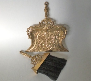 Metal Dust <b>Pan</b> For Kitchen Floor Sweeping With Durable Iron Body And Comfortable Grip For Easy Cleaning - Product Image 6