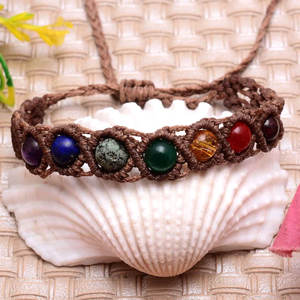 Collar de Macramé Hecho a Mano con 7 Chakras, Piedras Naturales Curativas, Ajustable, Joyería Boho Yoga - Product Image 1