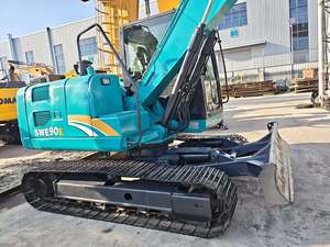 Miniexcavadora Hidráulica Sunward de Segunda Mano con Sistema de Excavación Hidráulico Confiable y Orugas Resistentes en Venta - Product Image 4
