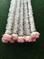 Rose artificielle avec guirlande de jasmin pour la décoration |   Toile de fond florale rose clair avec guirlandes |   Décoration de mariage Haldi Heena |   Décoration murale pour la maison