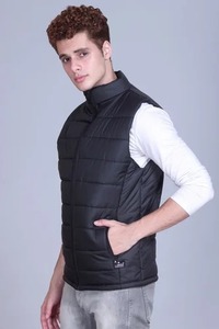 Chaleco Acolchado Sin Mangas para Hombre de la Mejor Calidad, Ligero y Resistente al Viento, para Senderismo y Uso en Exteriores en Invierno, Disponible para la Venta - Product Image 3