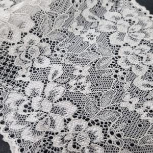 Encaje Elástico Floral con Borde Festoneado, Nailon y Spandex, Banda Elástica de 13.5cm, Encaje de Punto para Lencería y Banda de Sujetador - Product Image 1