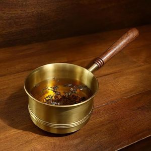Théière traditionnelle chinoise de luxe, écologique, sans BPA, en acier inoxydable, avec poignée en bois, sans couvercle, pour la préparation du thé, utilisation en camping - Product Image 2