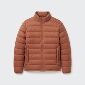Blouson matelassé d'hiver noir pour homme GENERSA SPORTS, en toile imperméable et coupe-vent, écologique, avec capuche isolée et fermeture frontale. - Product Image 1