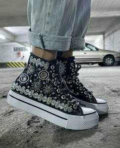 Zapatillas de lona de caña alta hechas a mano con pedrería de cristal y cuentas, con diamantes de imitación y brillo, para mujer, para fiesta, boda y novia - Product Image 3