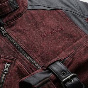 Blouson de moto vintage en jean bordeaux pour homme, style streetwear, avec patchwork en cuir et multiples poches, vêtement d'extérieur pour la conduite - Product Image 6