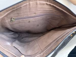 Nouveauté : Sac à main en cuir métallisé et fourrure, collection élégante, sac à main pour femme en cuir sculpté à la main avec franges - Product Image 6