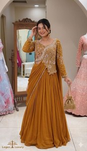 Conjunto de Lehenga Choli con Bordado de Moda, Blusa con Lentejuelas y Diseño Completamente Cosido, Talla Única para Bodas - Product Image 2