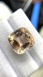 Piedra de Morganita Natural Certificada con Corte Cojín, Excelente Color y Calidad de Brillo, Beryl Natural de 15.16 Quilates, Limpia con Lupa - Product Image 2