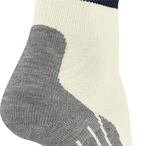Chaussettes de sport durables, tissu doux et respirant, absorbant la sueur, antidérapantes, parfaites pour hommes et femmes, pour l'entraînement, l'exercice, les sports de plein air - Product Image 6