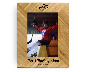 Cadre photo en bois personnalisé pour couples fabriqué par Tayyab Handicraft - Product Image 1