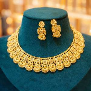 Collar de Moda para Mujer de MOLL JEWELLERS, Elegante, Chapado en Oro, con Circonita Natural, Cadena de Cuerda Sólida, Diseño de Hoja, 16 Pulgadas, para Boda - Product Image 1