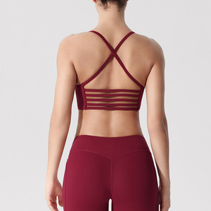 Sujetador deportivo de yoga con amortiguación, tirantes delgados y espalda hermosa - Product Image 2