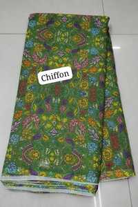 Tissu en mousseline de polyester imprimé numérique à motifs floraux, léger et doux, idéal pour les saris, les costumes, les robes et les kurtis de créateurs (vente en gros) - Product Image 3