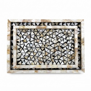 Bandeja Decorativa Moderna con Incrustaciones Geométricas de Madreperla, Bandeja de Madera Hecha a Mano con Incrustaciones de Conchas para Mesa de Centro, Decoración del Hogar - Product Image 1