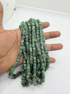 Perles de pierres précieuses en émeraude naturelle de forme carrée, 4-5 mm, environ 16 pouces de long, vente en gros par le fabricant, perles d'émeraude pour la fabrication de bijoux - Product Image 6