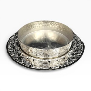 Assiette et bol à chocolat en métal argenté gaufré au design moderne, accessoires à chocolat personnalisables, tailles et couleurs disponibles sur mesure - Product Image 2