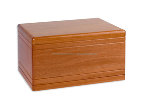 Boîte d'urne en bois faite à la main pour cendres humaines urnes funéraires pour hommes et femmes urnes de haute qualité - Product Image 4