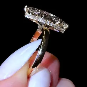 Anillo de Compromiso con Diamante Cultivado en Laboratorio, Corte Marquesa, 3.00Ct, E VVS2, Oro Amarillo de 14K, Certificado IGI - Product Image 6