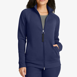 Nouvelle Arrivée Hiver – Blouse Médicale Personnalisée pour Femme, Col Zippé, Coupe Ajustée, en Polaire Polyester - Product Image 1