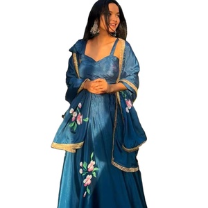 Igual que se muestra en la imagen Totalmente Stitch Floral Impreso Color azul Pure Chinon Impreso a mano Lahenga Choli con tamaño disponible - Product Image 1