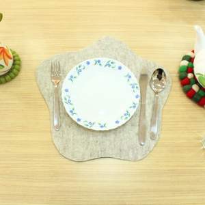 แผ่นรองจานทำมือจากผ้าสักหลาดขนสัตว์ออร์แกนิคคุณภาพสูง ทันสมัย เป็นมิตรกับสิ่งแวดล้อม ขนาดปรับแต่งได้ สำหรับตกแต่งโต๊ะอาหารที่บ้านและโรงแรม - Product Image 4