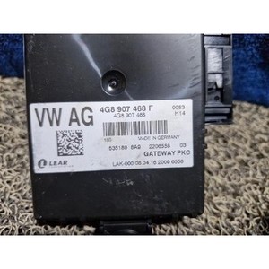 A6 ชุดควบคุมอิเล็กทรอนิกส์และโมดูลคอมพิวเตอร์มือสอง 4G8907468F - Product Image 3
