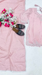 Costume Salwar traditionnel exclusif pour femmes, de style indien et pakistanais, disponible au prix de gros auprès d'un exportateur indien - Product Image 6
