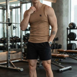 Conjunto de chaleco y pantalones cortos deportivos para hombre, para entrenamiento atlético, fitness, correr, hacer ejercicio, fabricante de ropa deportiva, venta al por mayor - Product Image 4