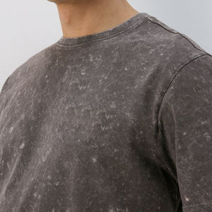 Camiseta Casual para Hombre con Lavado Ácido, Tendencia de Moda, Antiarrugas, Alta Calidad, Precio Económico, con Logotipo/Colores Personalizados - Product Image 6