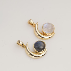 Pendentif en labradorite naturelle en forme de croissant de lune, collier céleste doré, bijou en pierre précieuse à reflets bleus, cadeau pour elle, pour femme - Product Image 3